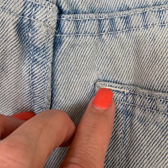 Urban Outfitters BDG Skater Fit Light Wash Distressed Straight Leg Jeans - Picture 6 of 7